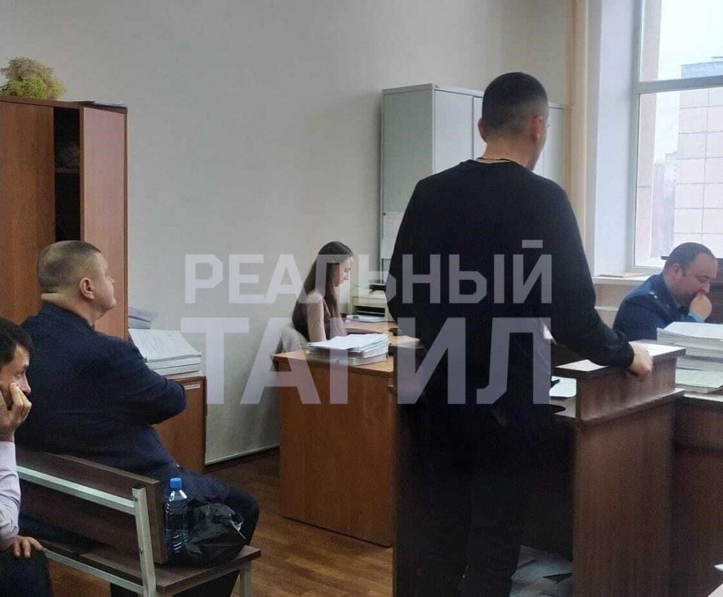 Каковы конкретные обвинения в адрес Дмитрия Летникова?