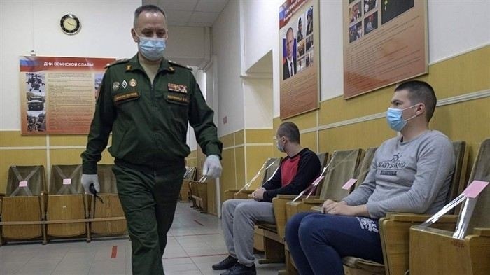 Как изменение формы и возвращение званий помогает улучшить организацию в ВСУ