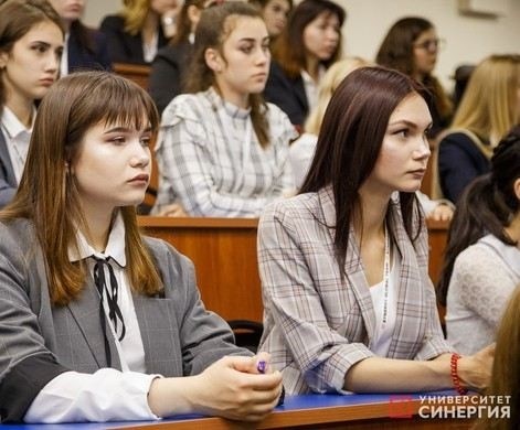 Что дает получение высшего образования в России?
