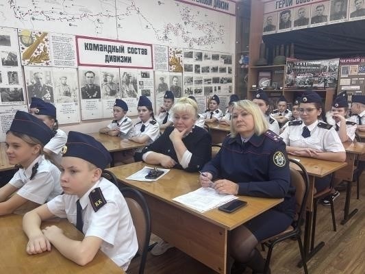 Организация образовательных поездок для кадетов полиции в Белгороде