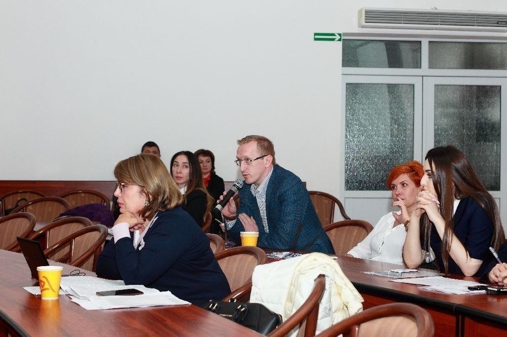 Роль Федеральной службы по надзору в аккредитации экспертов